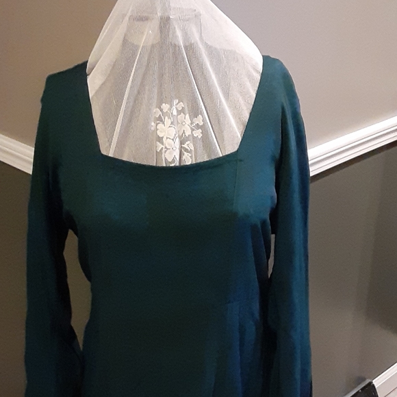 Ancient circles goddess corset back gown size Larg - Picture 3 of 9